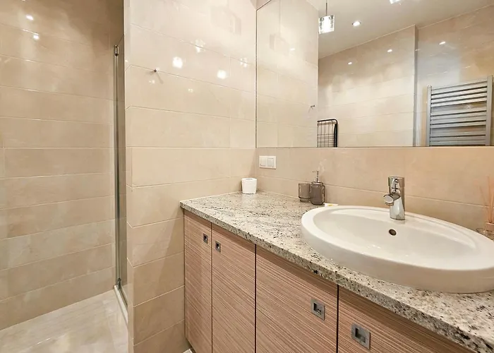 Visit Baltic - Indigo Baltycka * Свиноуйсьце